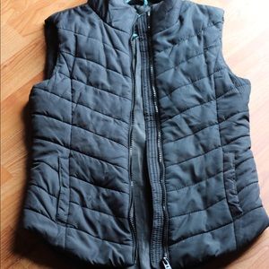 Aeropostale Black Puffer Vest